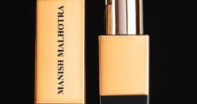 Manish Malhotra Beauty - Powder Finish Lipstick